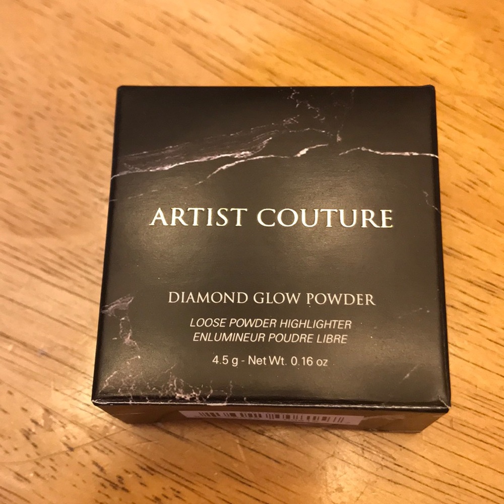 Artist couture diamond glow powder
